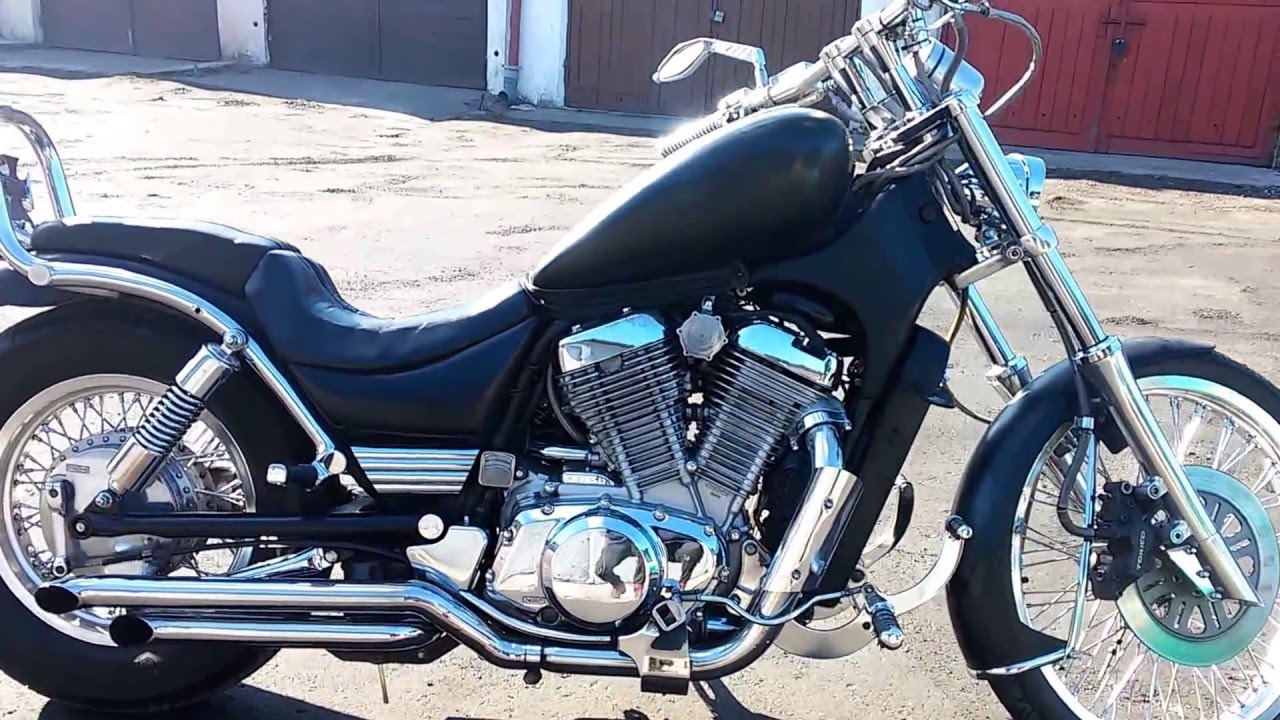 Suzuki Intruder VS 750