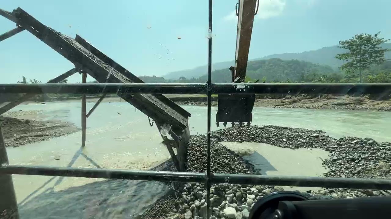 The Process of Excavator Picking Sand in the River | Heavy Equipment Works