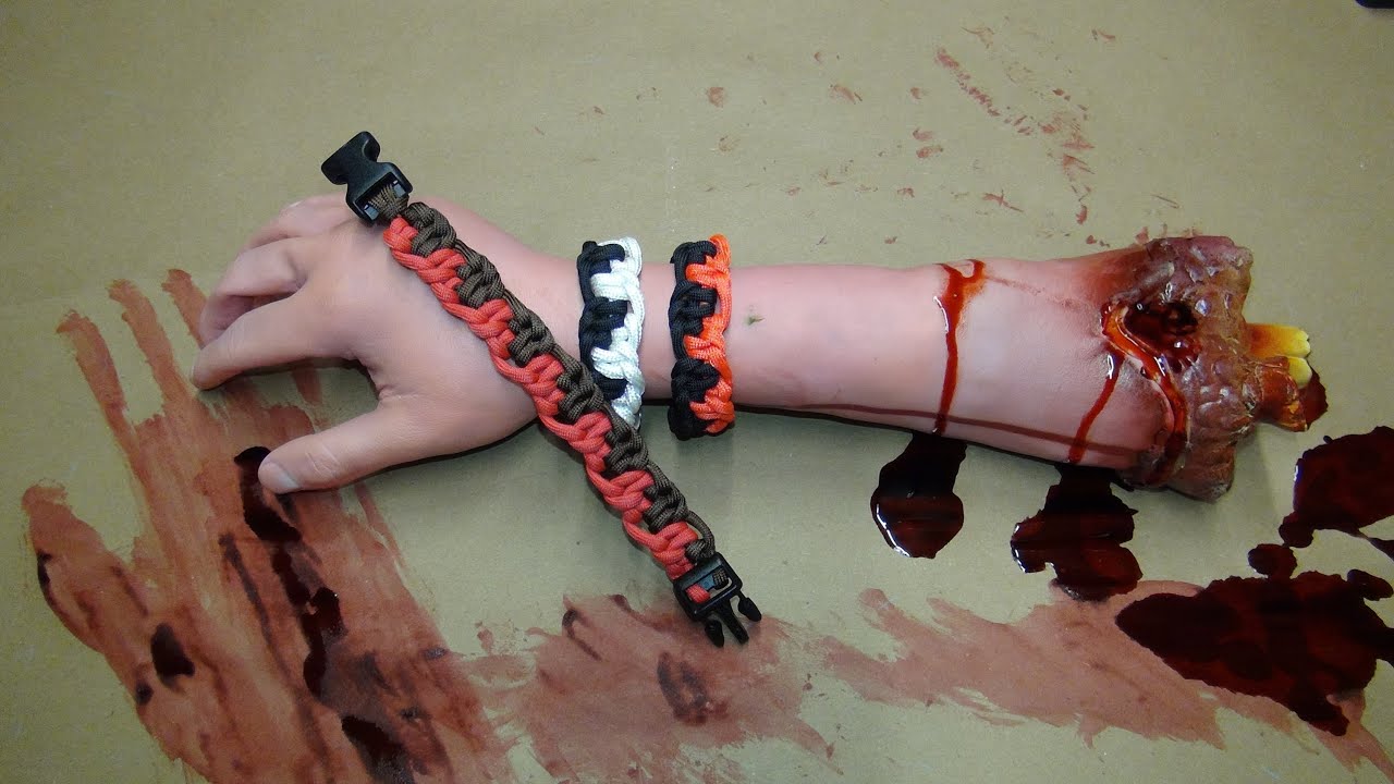 How to make a Zombie Teeth Paracord Bracelet