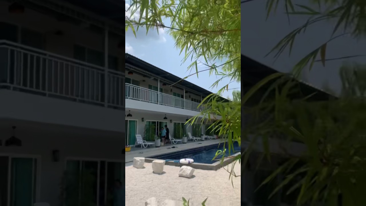 White Jade Villa Resort ที่พักบางเสร่