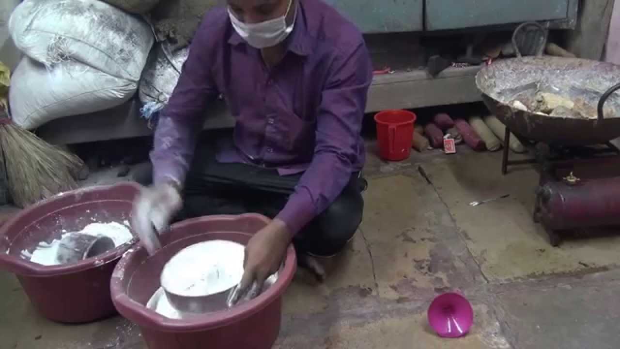 making of Lac Bangles - Laad Bazaar