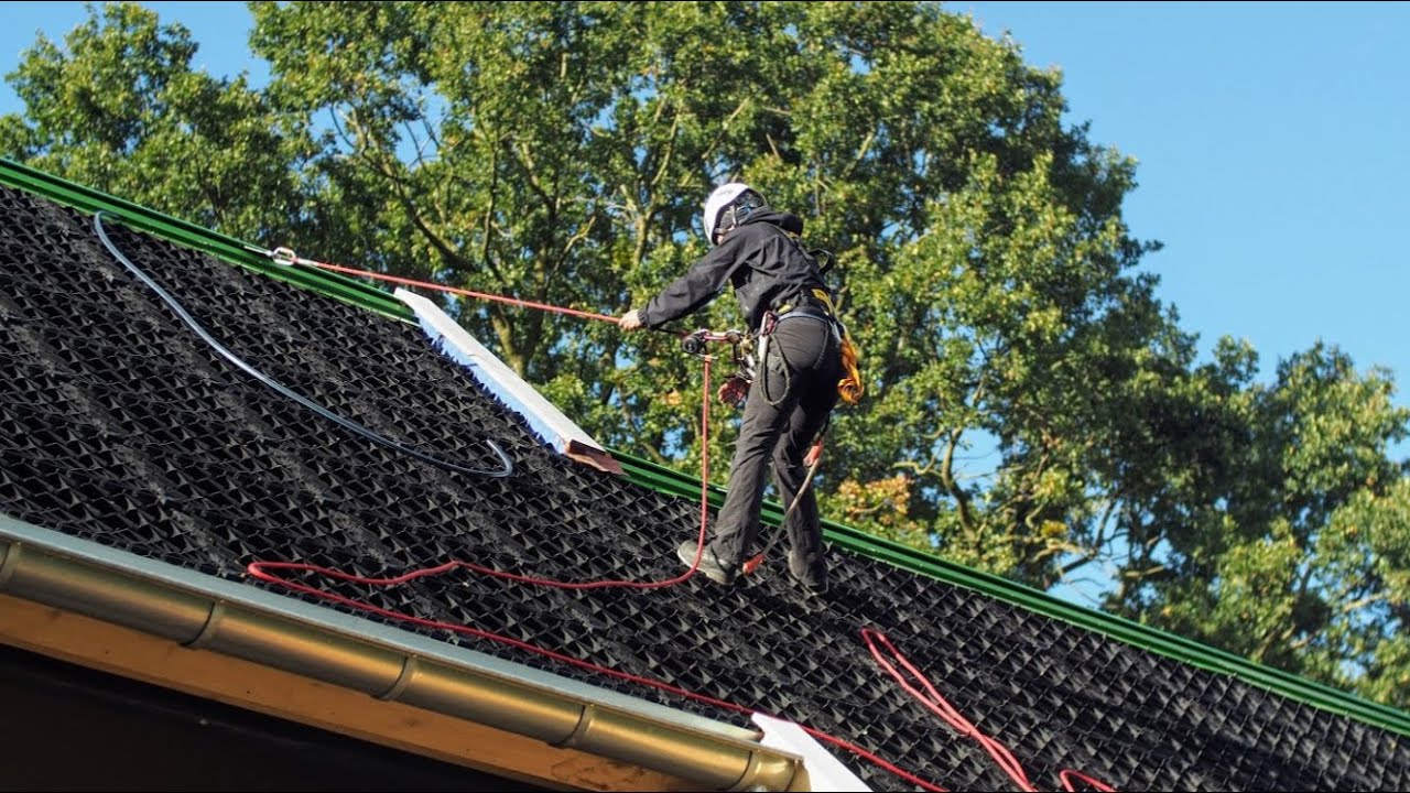 FLESST Valbeveiliging voor schuine daken