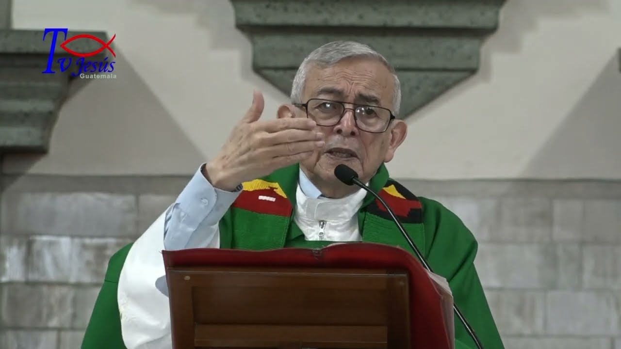 Tema: Discípulos y misioneros. Padre Hugo Estrada sdb