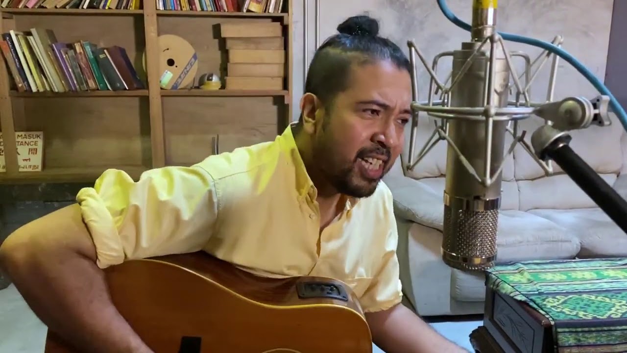 monoloQue - Pujaan Hatiku ( Dengan Gitar Kapok )