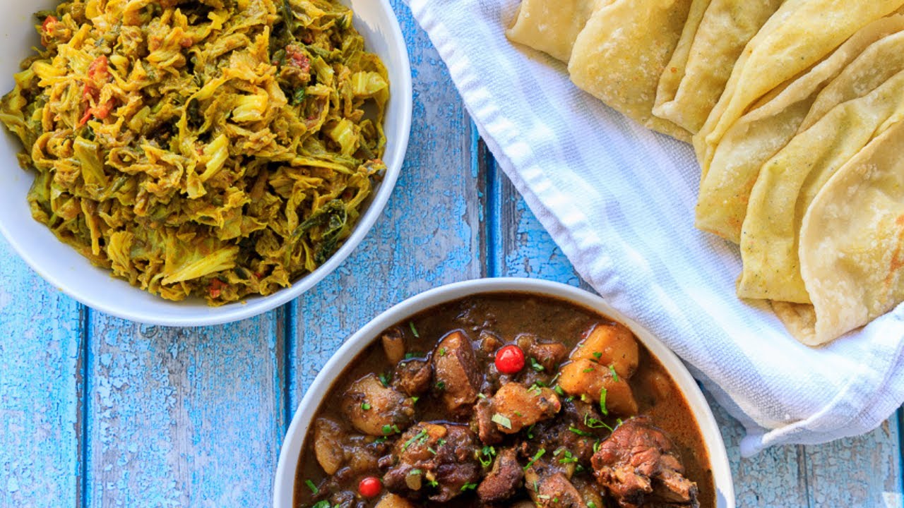Cook a weekend lunch with me - Stewed Chicken with Potatoes, Curry Cabbage & Dhalpuri Roti