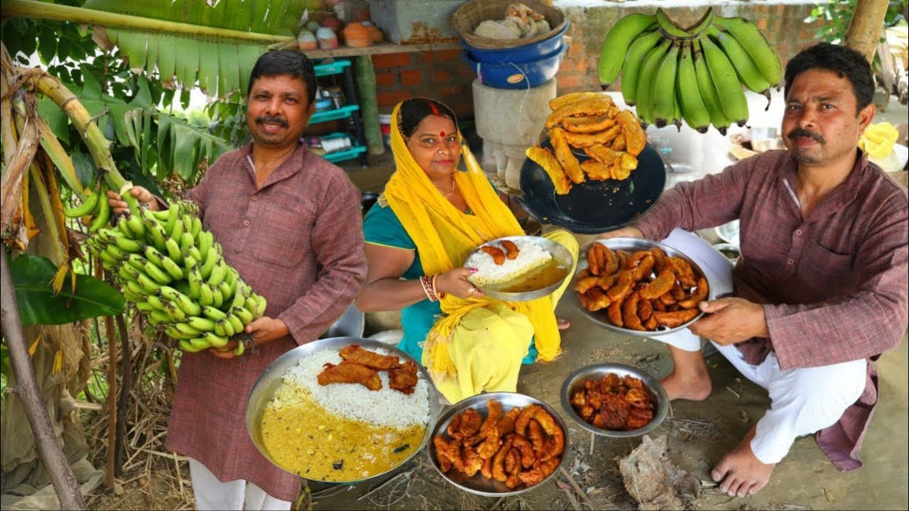 पकोड़े तो आपने बहुत तरह के खाए होंगे एक बार मेरे तरीके से यह पकोड़ा बनाकर देखो Banana Pakoda