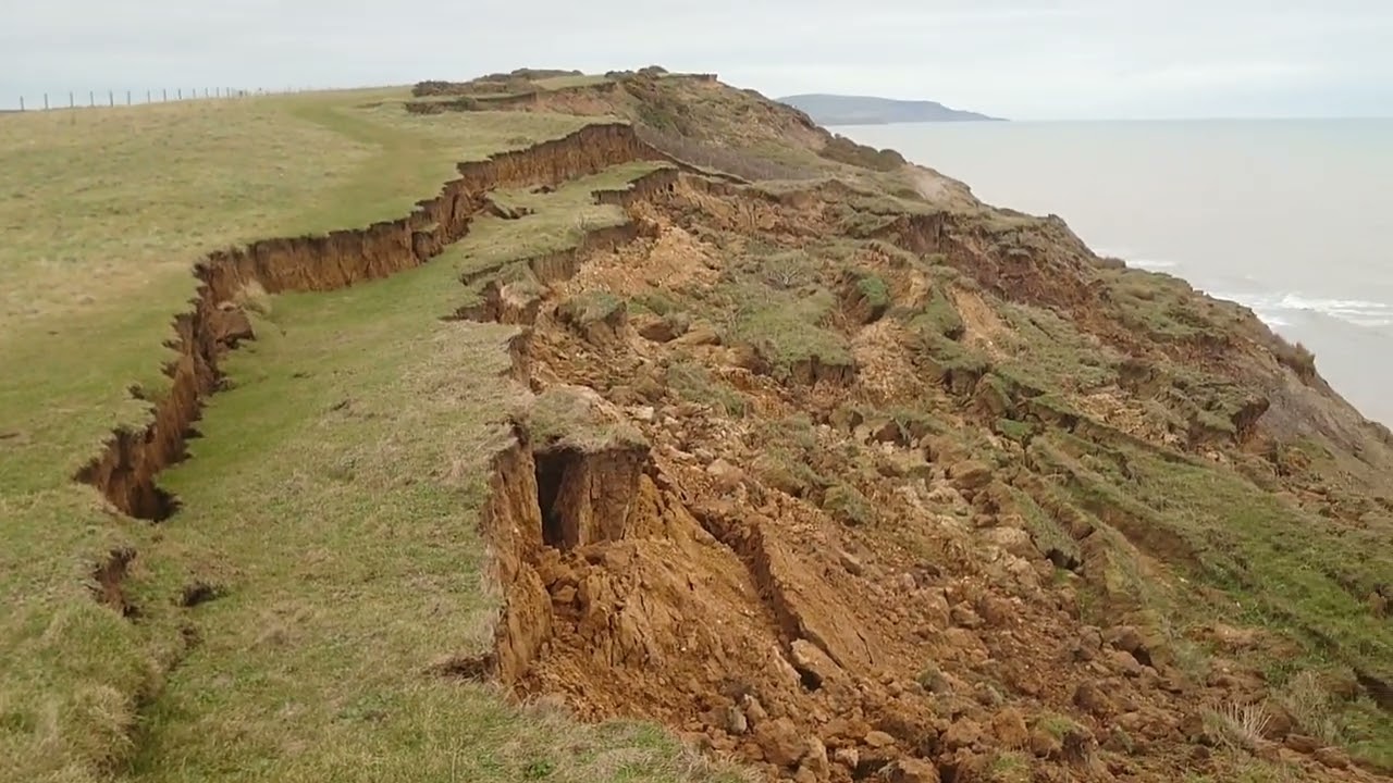 BRIGHSTONE,LONGSTONE & BROOK,RETURN VIA WEST WIGHT COASTAL PATH.FRESHWATER ISLE OF WIGHT. EROSION!