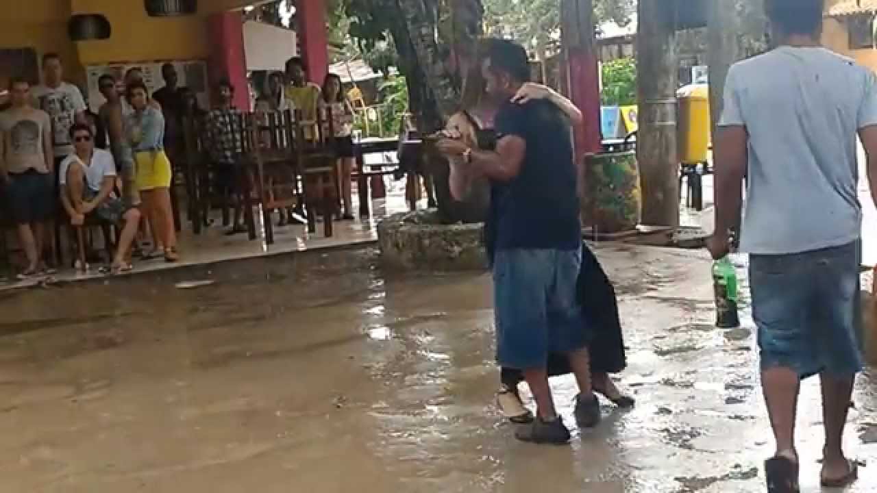 Forr&oacute; na Chuva   Ita&uacute;nas FENFIT 2015 Agacello & Ardyson  Carvalho