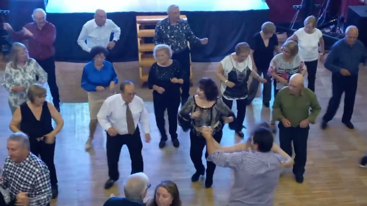 ORQUESTA MARAVELLA BALL FESTES DEL SANT CRIST PIERA