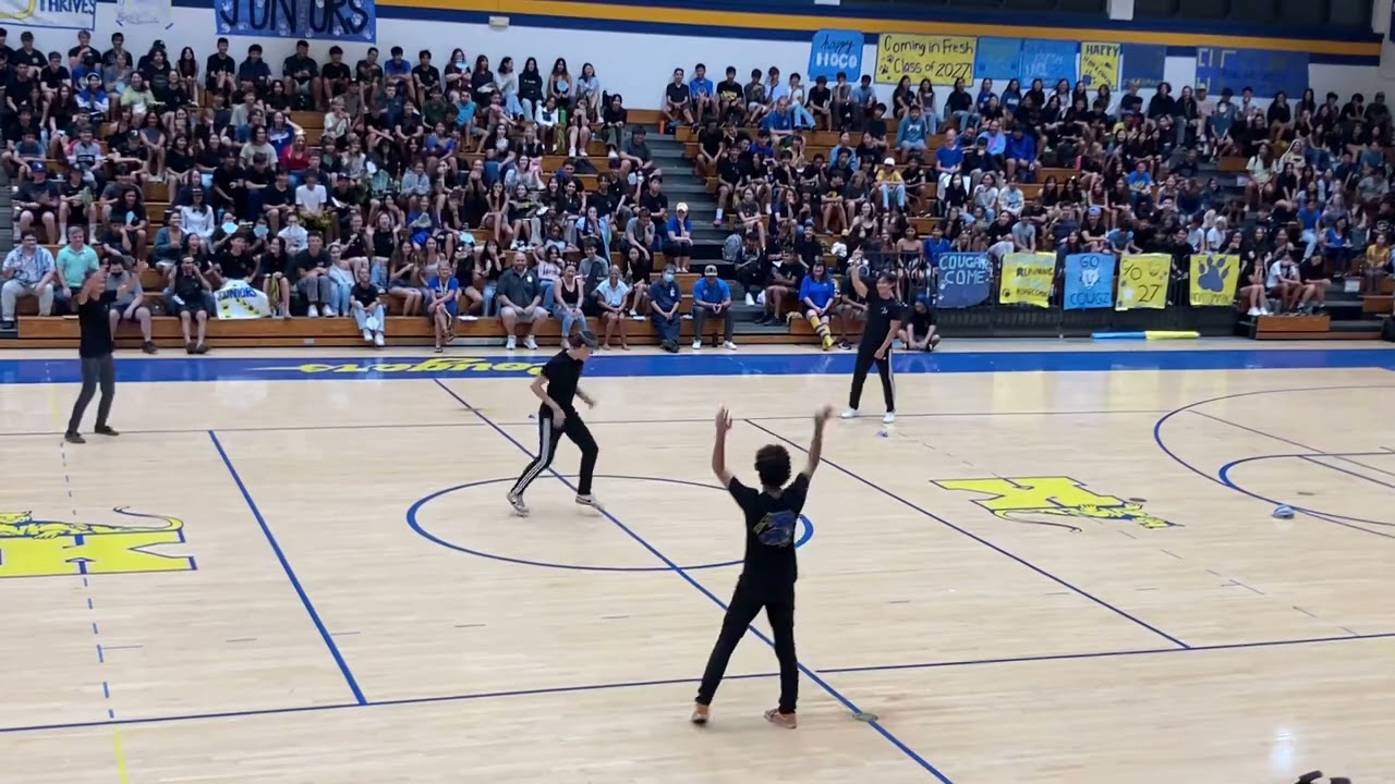 Kaiser High School Senior group dance battle 23’