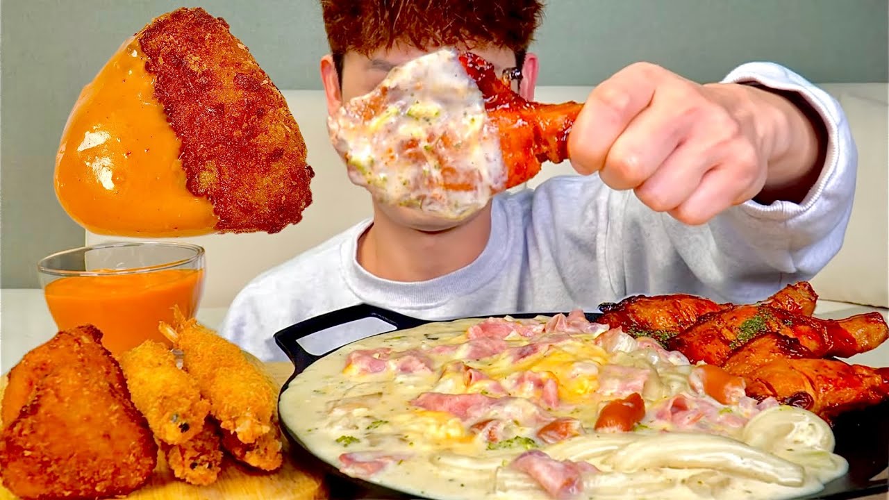 ASMR 베이컨크림🥓가득 분모자떡볶이와 자메이카 통다리구이 튀김주먹밥 먹방! Bacon Cream Tteokbokki With Grilled Chicken Legs MuKbang