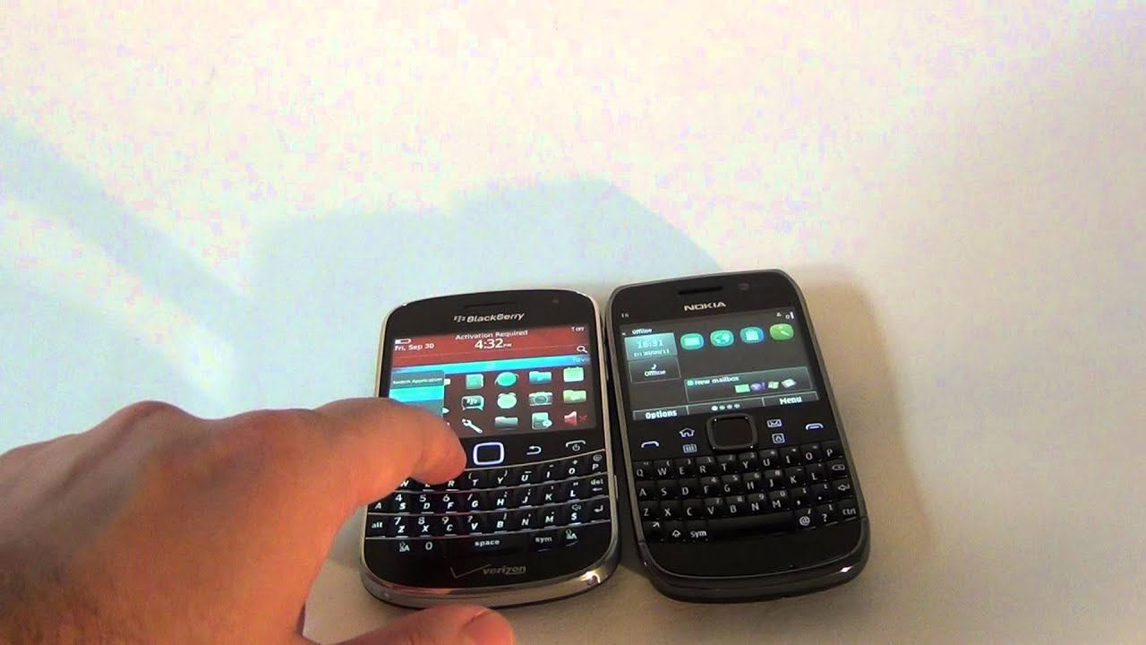 Nokia E6 versus BlackBerry Bold Touch 9930 (Design and hardware)
