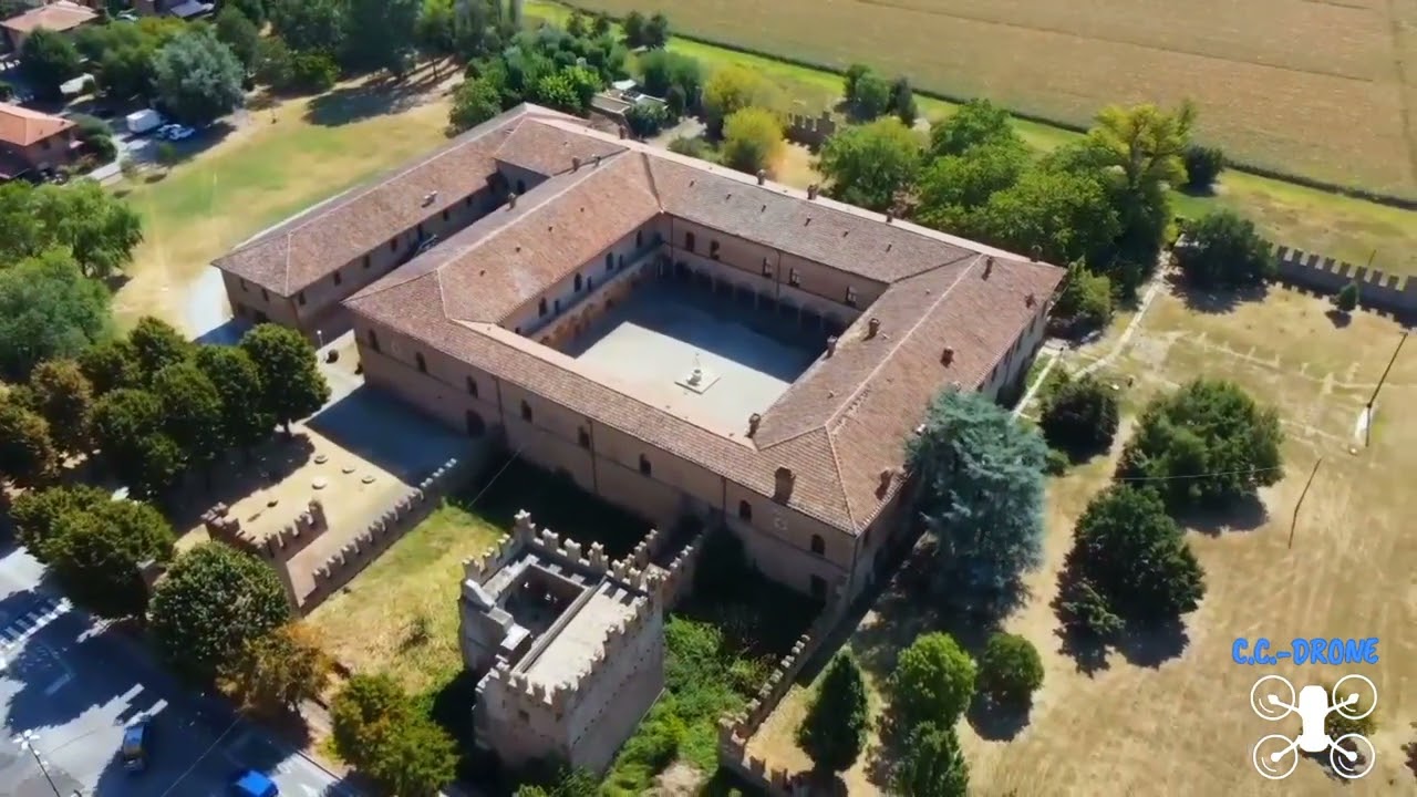 Castello di Bentivoglio (BO) - 23.07.2022 - C.C.-DRONE