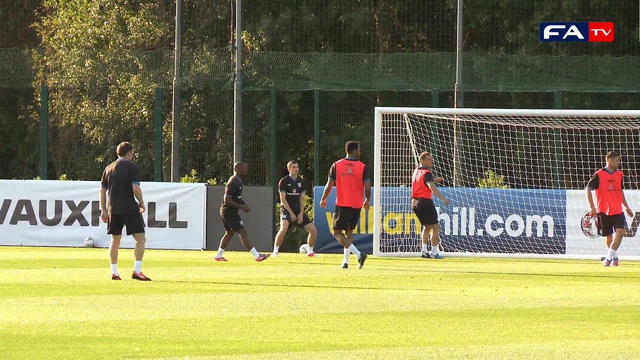 Moldova v England - John Terry, Steven Gerrard & team training at London Colney | FATV