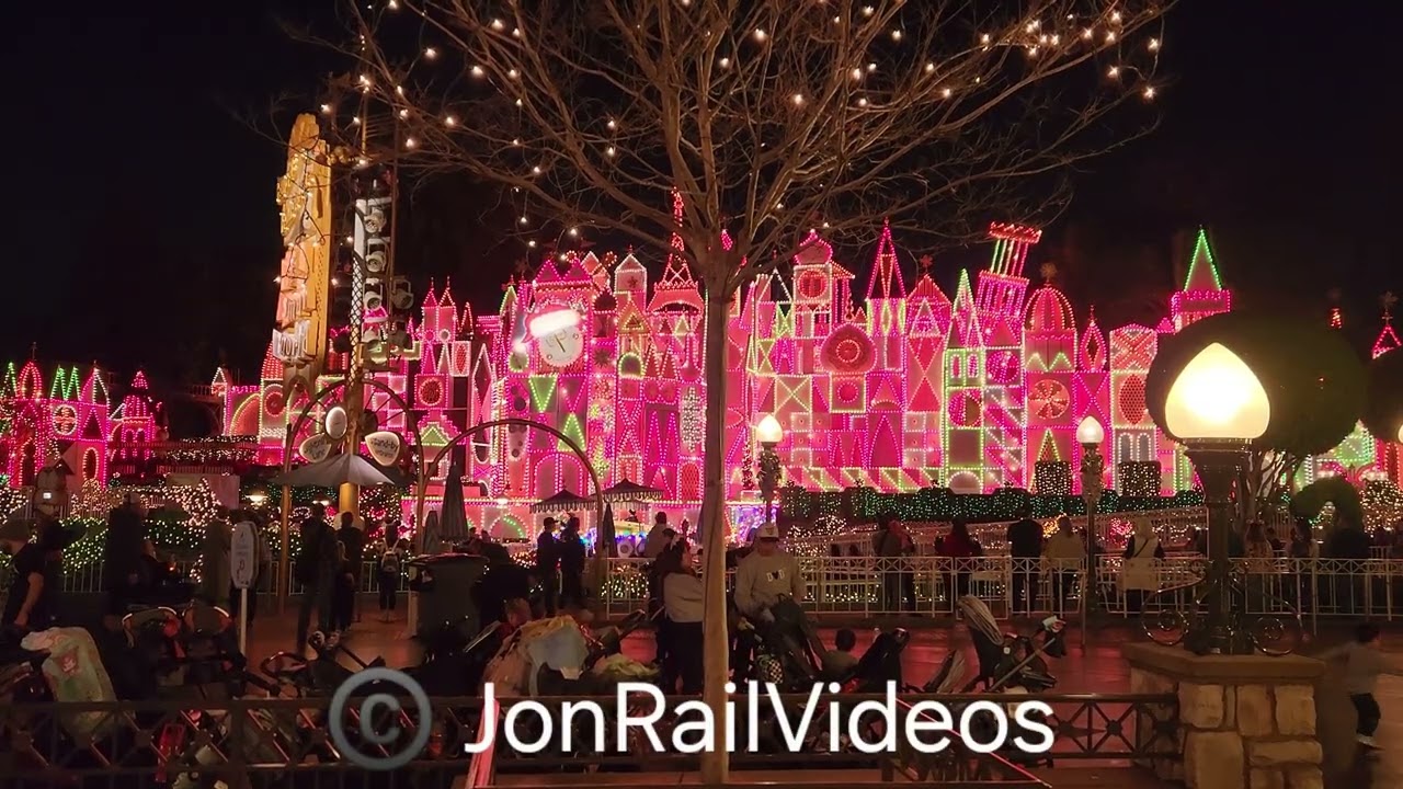 1/13/26 Pre: The Disneyland Railroad: E.P. Ripley 2 passes Small World Holiday