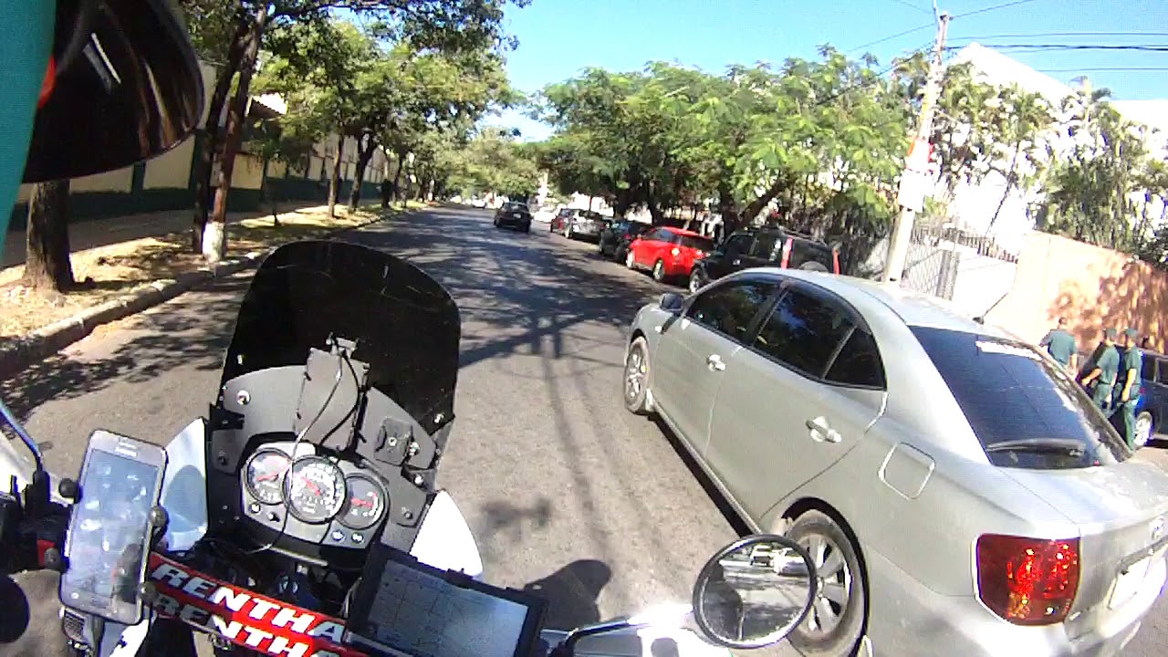 Por calle Pitiantuta - Av Mcal L&oacute;pez - Av Gral Santos