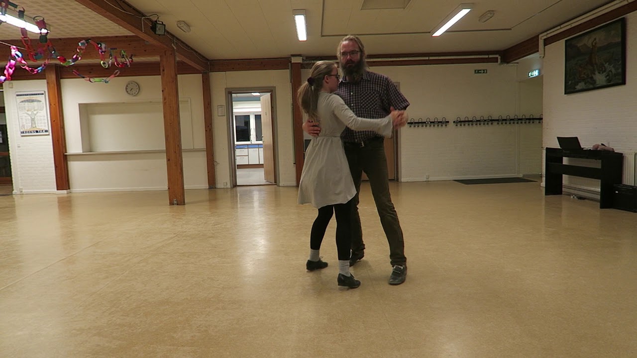 Mazurka 2019 Video 48  Mazurka with assemblés / Mazurka med assemblé