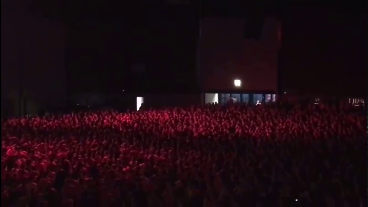 Liverpool supporters reaction to Divock Origi&rsquo;s goal
