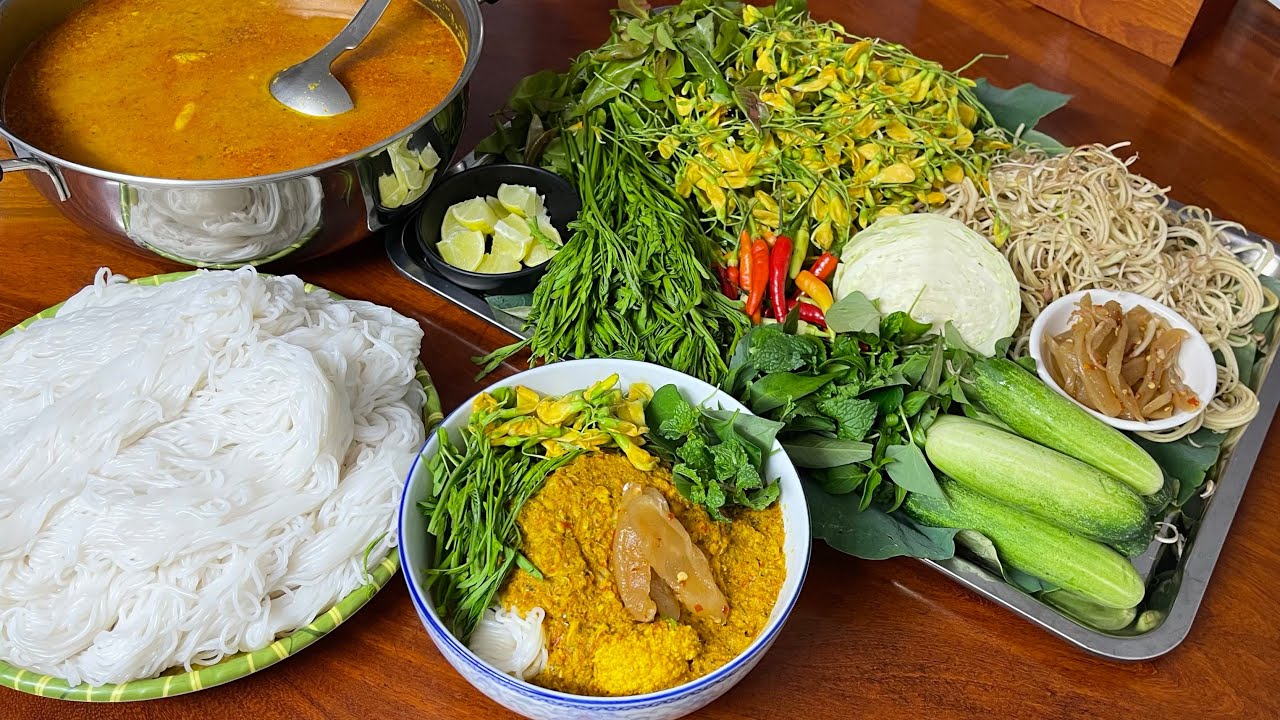 របៀបធ្វើ នំបញ្ចុកសម្លណាំយ៉ា || How to make Fish Curry Rice Noodle 