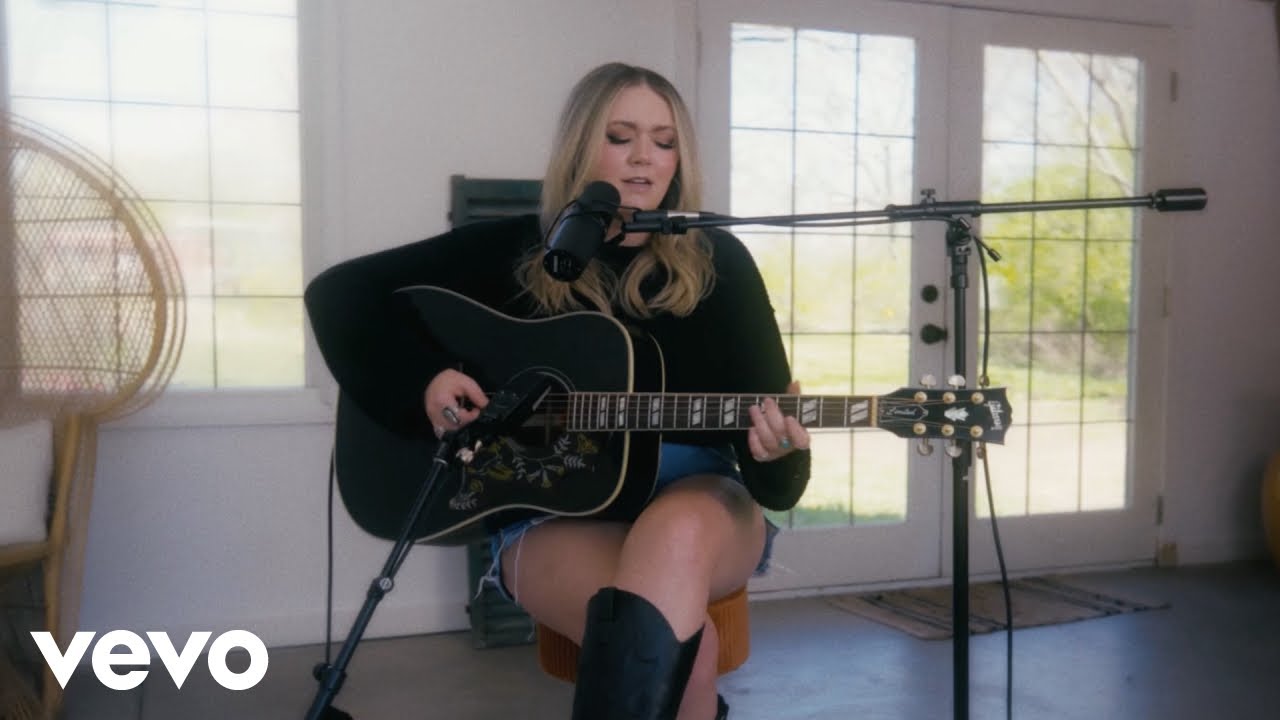 Paige Rose - Dust (Official Video)