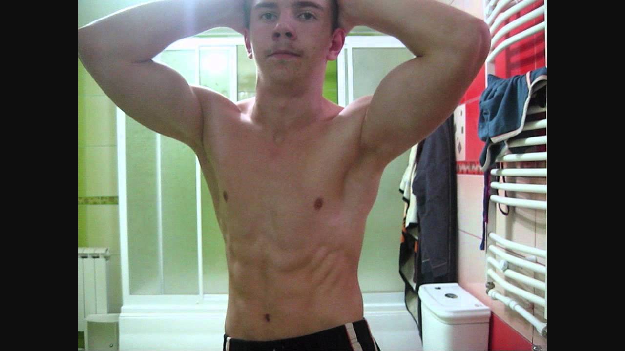 Young 14 yo bodybuilder measure biceps