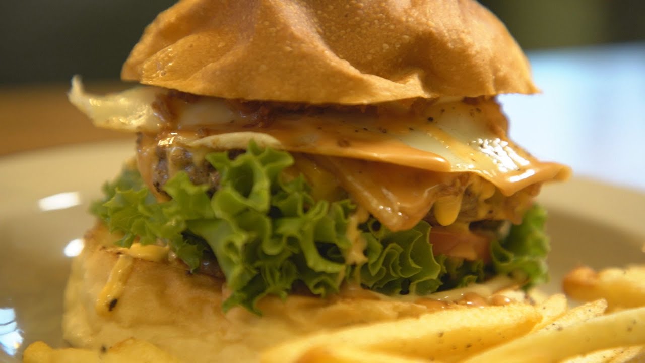 【埼玉グルメ】グルメバーガー愛好家が辿り着いた“究極の黄金比”【GATE CAMP BURGER／朝霞】たまぐるめ#72