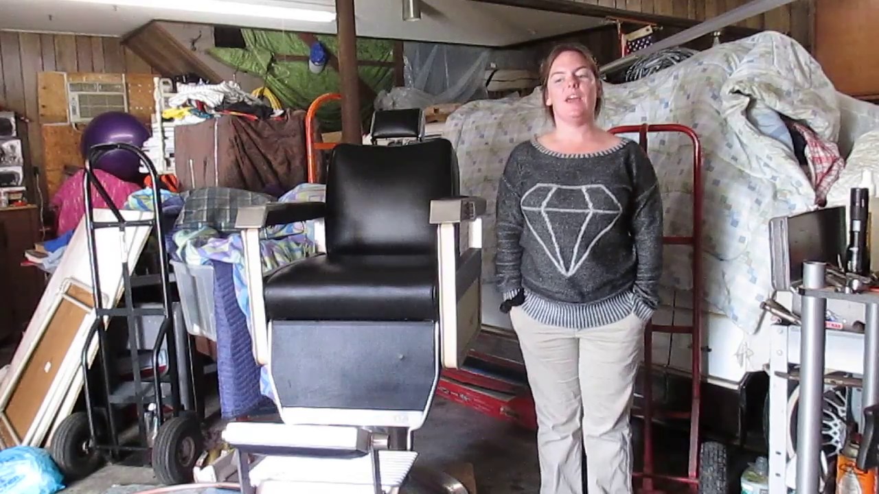 Emil J. Paidar Barber Chair - How It Operates