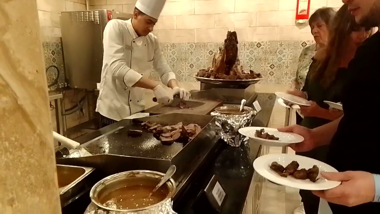 Aladdin beach hotel 4 hurghada , ужин 