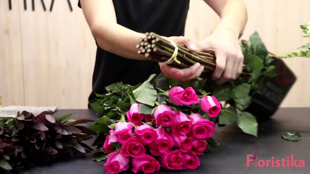 Eligiendo al comprar y limpieza de materiales florales #elifloristika www.floristikacursos.com