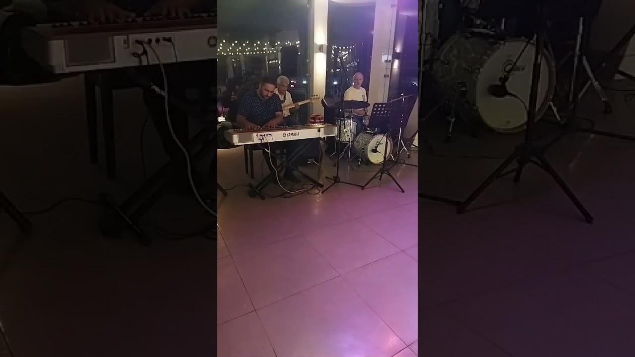 Canli İfa - Rovshen Piano - Pərviz Bass - Vaqif Əliyev Drums