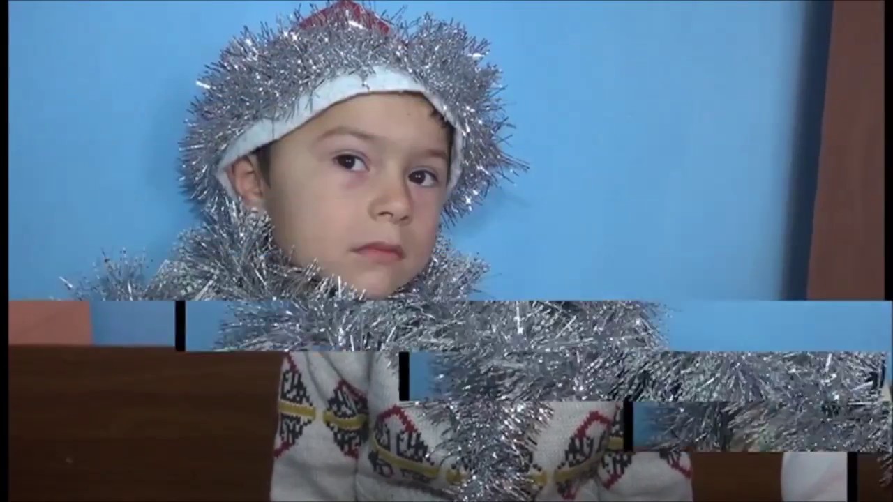 Samux seheri 3 sayli orta mektebin 5 yaslilarin Yeni il senliyi