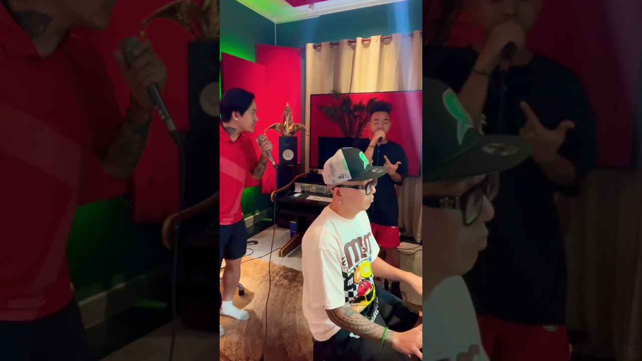 Grab some muzik 🎤🎵🎹 
