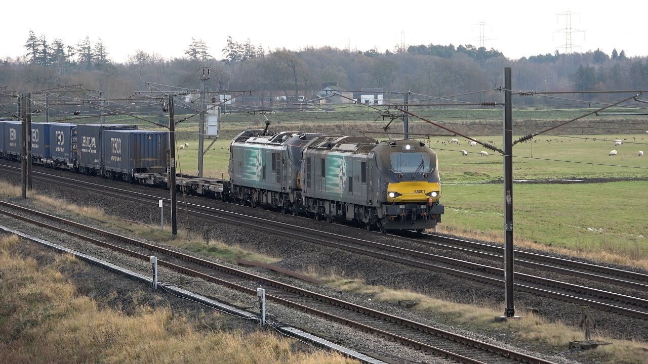 Trains at Speed: Waiting for the Polar Express Stock North of Carlisle. 28 Nov 24