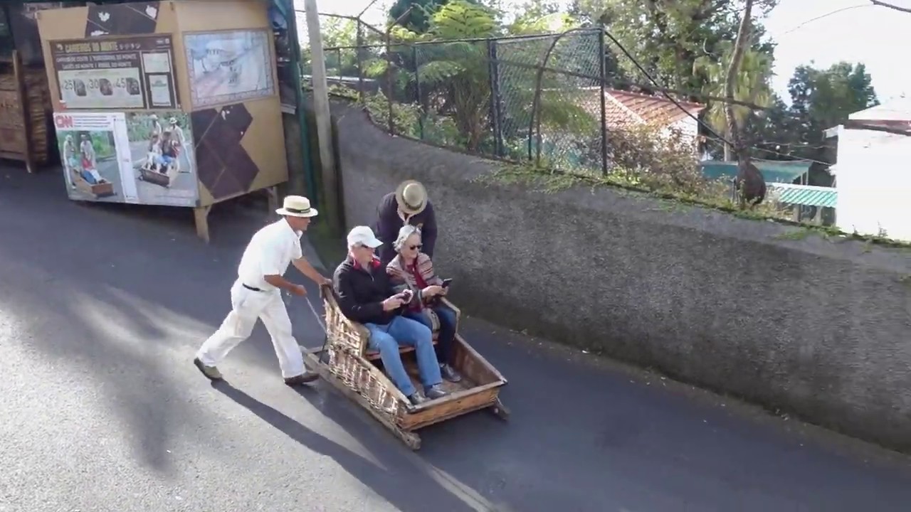 Sledges from Monte to Funchal