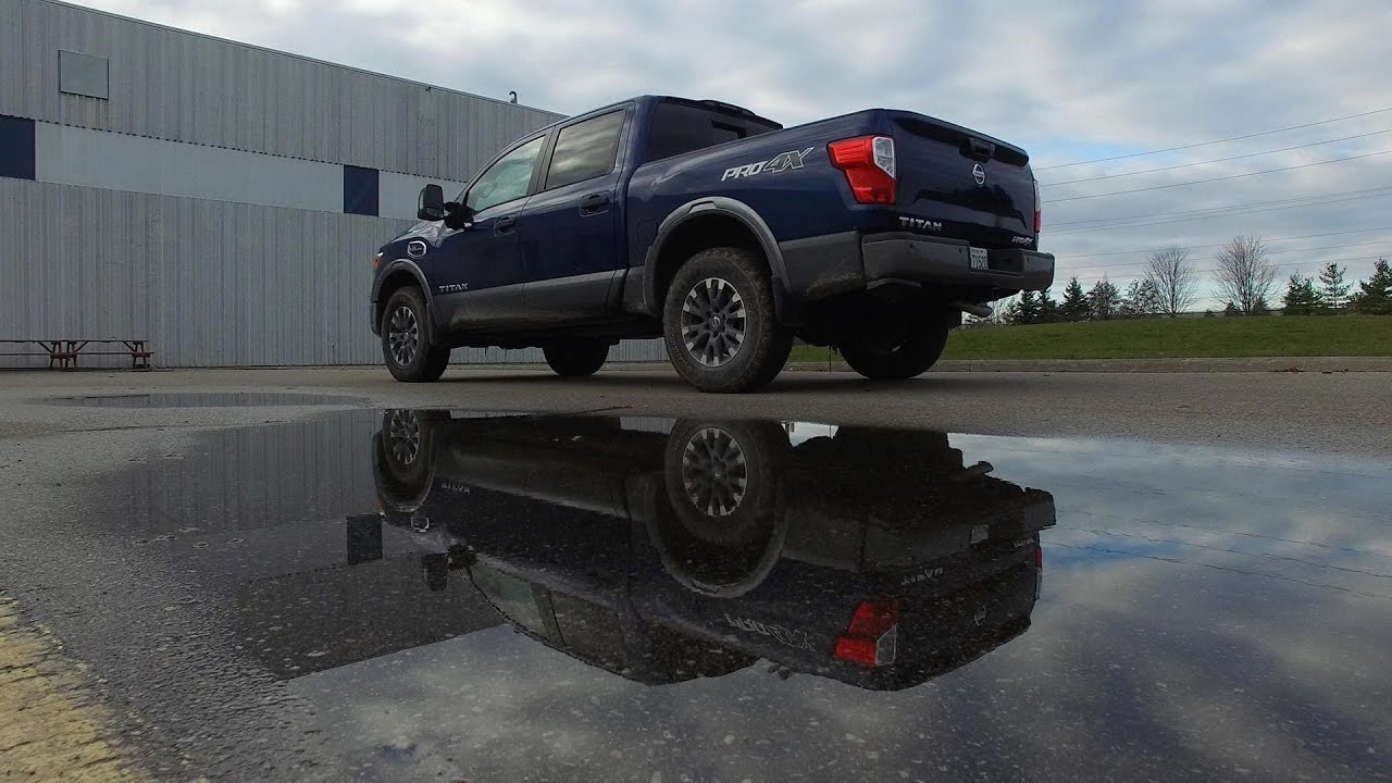 2017 Nissan Titan V8 PRO-4X - Review