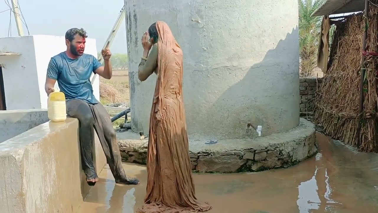 हैपी होली//पति और पत्नी की ऐसी होली आपने कहीं नहीं देखी होगी