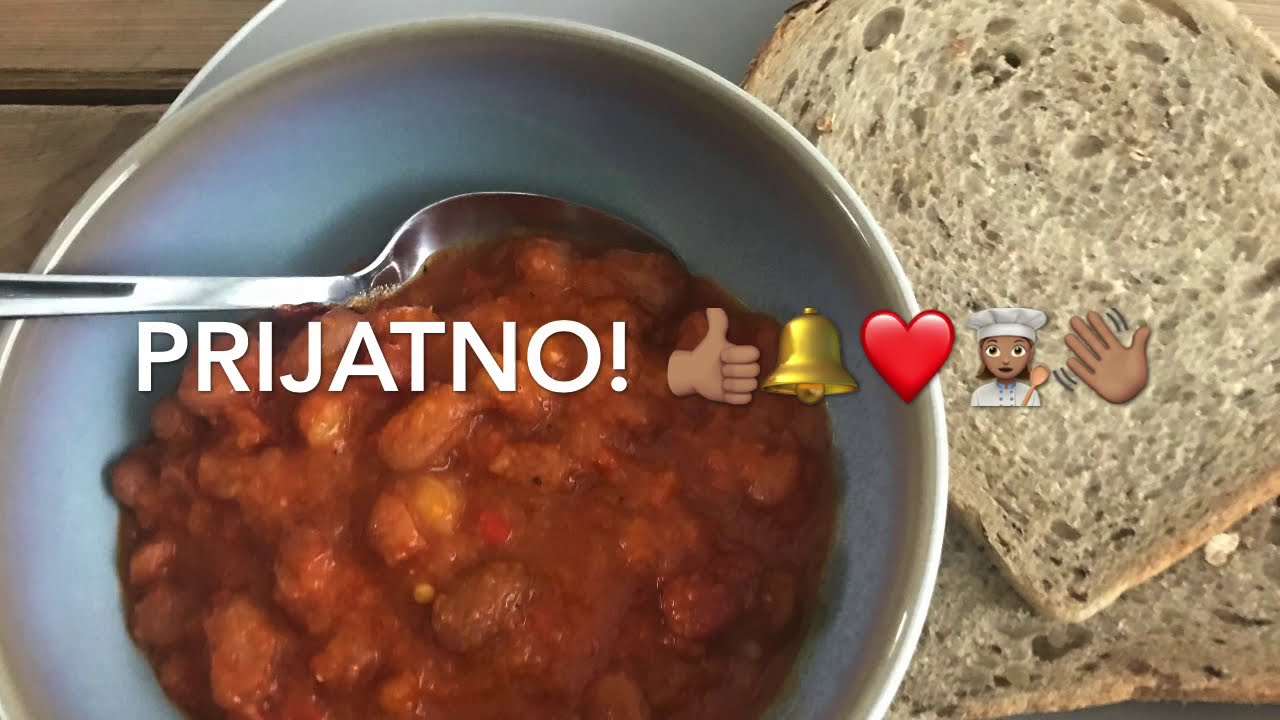 Pasulj (grah) zapecen u rerni, posno (vegan) jelo
