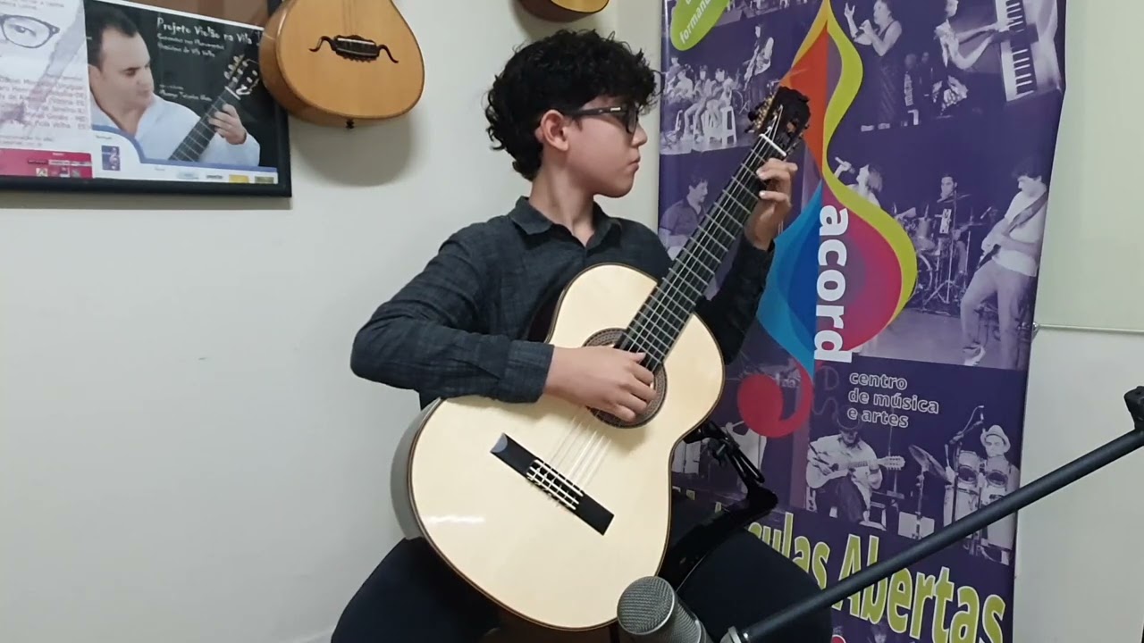 Jorge Andrade toca 