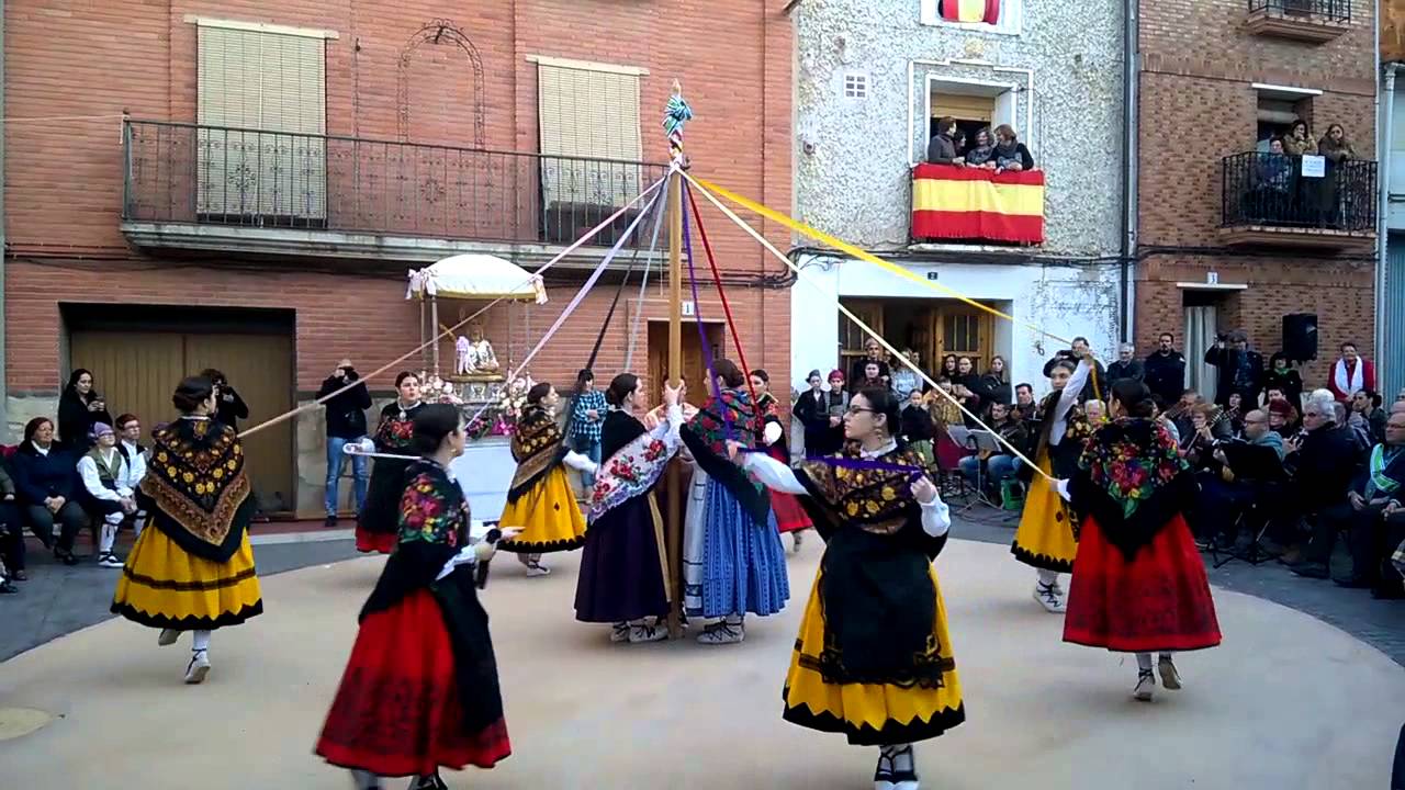 Baile de la cinta de Escatrón