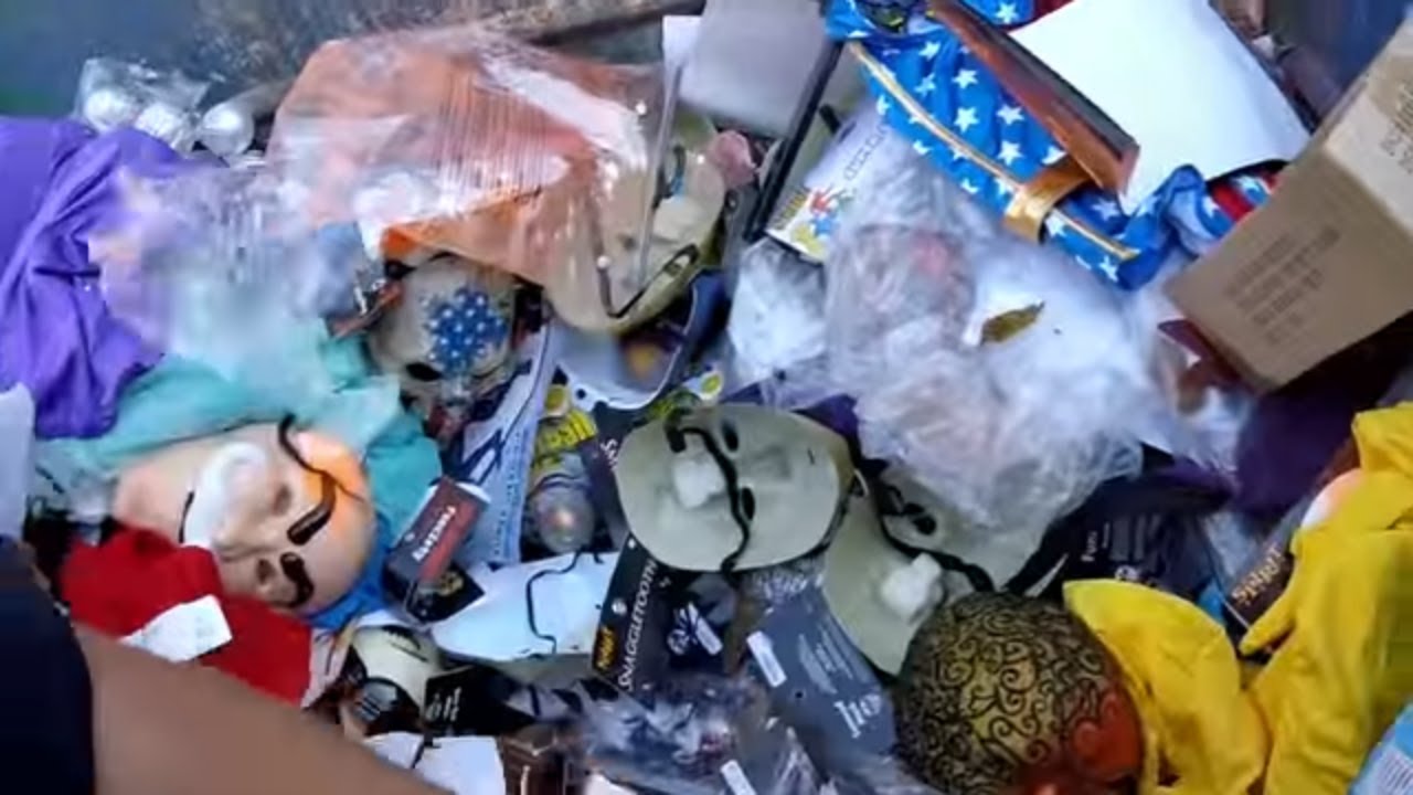 Spirit Halloween Dumpster was PACKED FULL