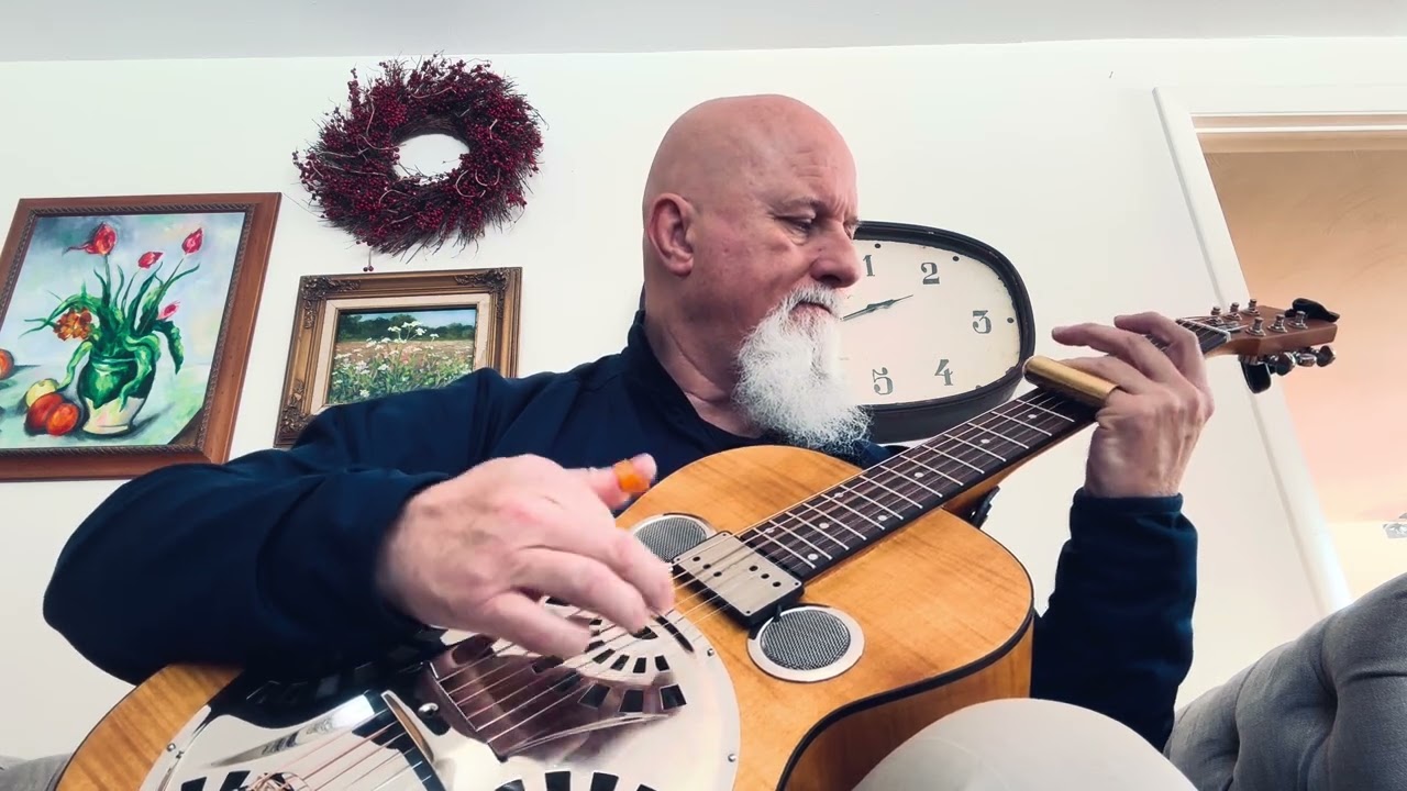 Dobro is back home ❤️ new strings great setup 🔥