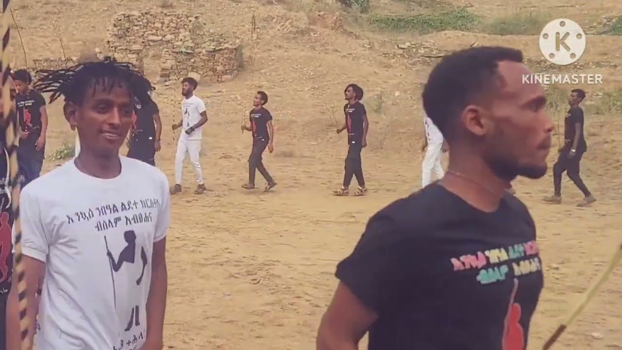 #ዝንጉርጉር ዪ ሕብራ ብድምፃዊ ክብሮም ሓዱሽ (ዛፈለመይቲ  እና ብድምፃዊ ማዓርነት ፈንታ (ነብሪ