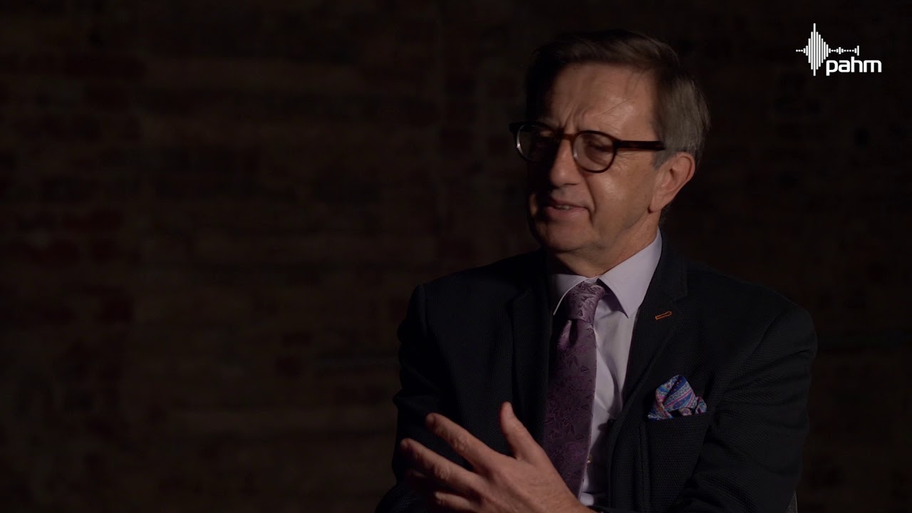 prof. Pajewski kochał r&oacute;żnych bog&oacute;w | Waldemar Łazuga