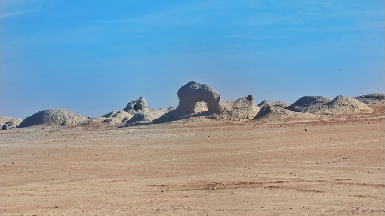 Chehel Burj is an ancient and historic fort that forms part of the چهل‌ برج یو پخوانی قلعه ده  