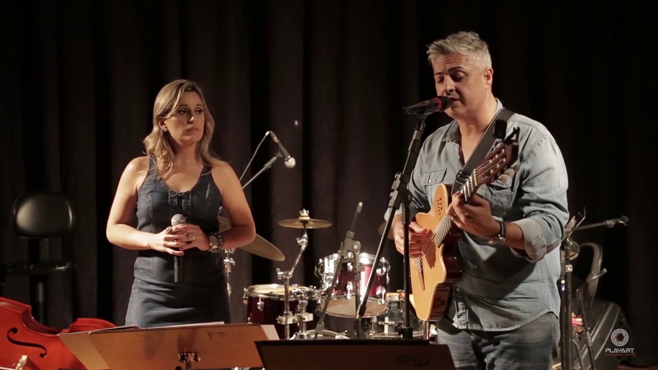 Indecisão (Vanessa Ortiz e Robson Silvestrini) por Vanessa Ortiz e Robson Silvestrini