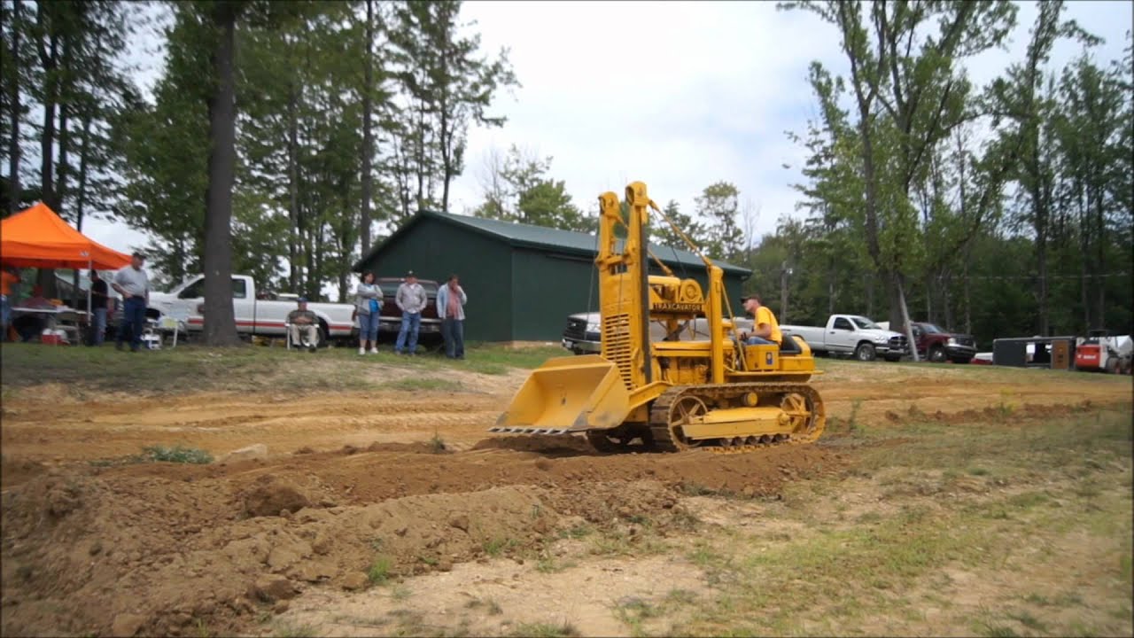 D2 Cable Traxcavator