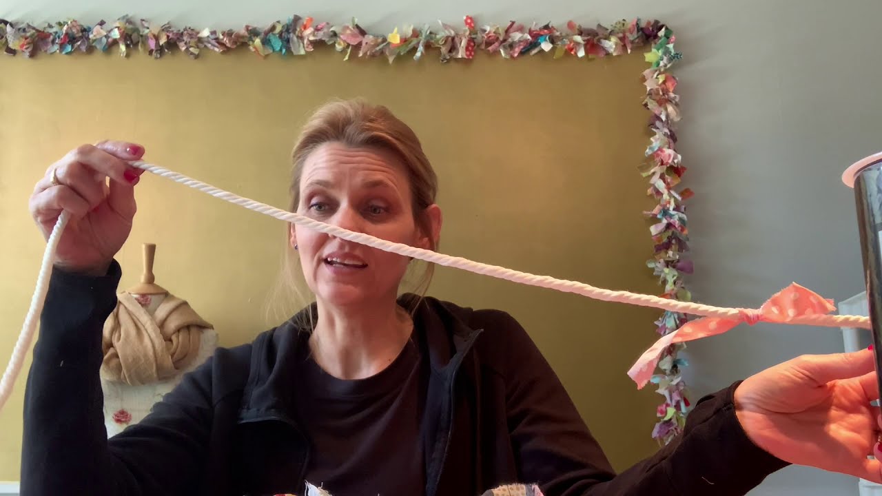 Sewspire Scrap Buster: How to make fabric garland