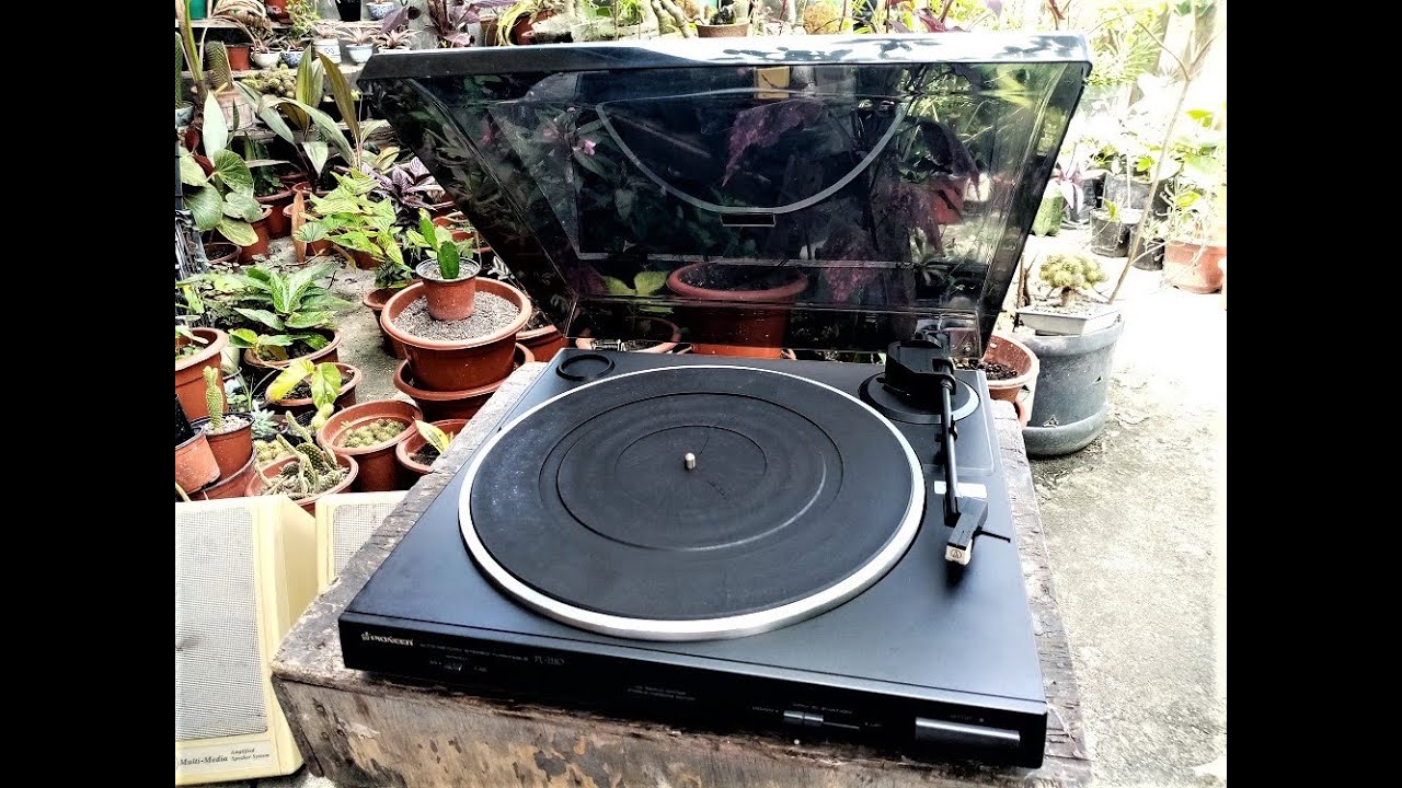 Pioneer PL-J110 Turntable