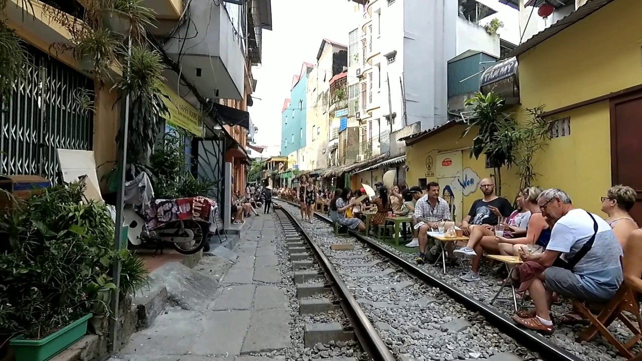 Hanoi Train Street, Vietnam 2019 (Geležinkelio gatve)