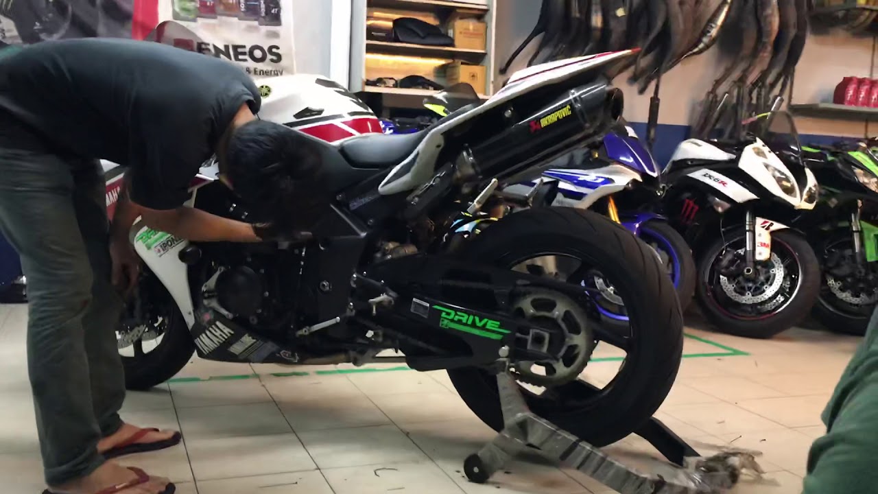 Yamaha R1 Anniversary 50th WGP